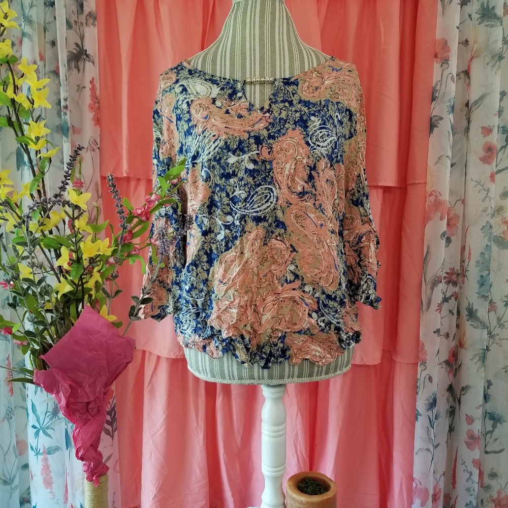 🌻🌺🌻CATO FLORAL PAISLEY BELL/BUTTERFLY BLOUSE!!
